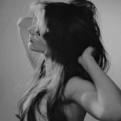 asmiix44's profile picture. 