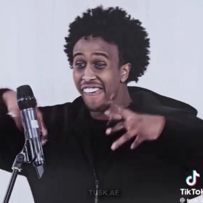 idolastacc's profile picture. I barely check dms on this account. if you clicked on my profile that probably means you got offended by a satirical tweet