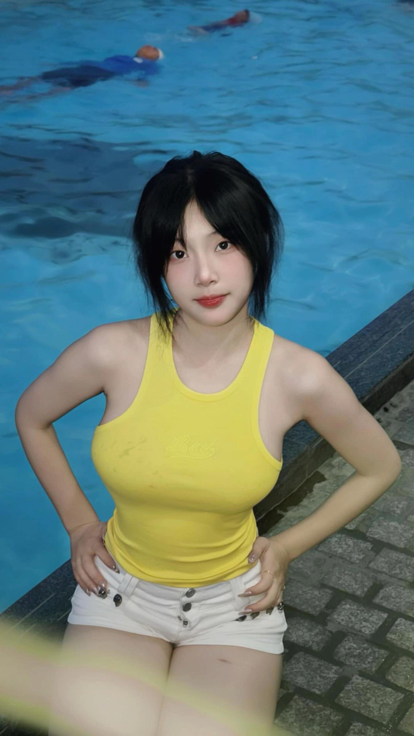 HO77YbEH3Tkhi's profile picture. セクシー桜花娘、奔放で夜のデート無限。身長168cm、三囲完璧、ストッキングハイヒール好き、デートで目が離せない。ソウルメイト探し、デートは体から始めよう。