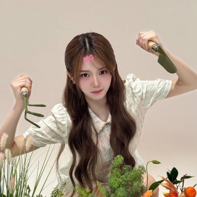 loonateen4life's profile picture. svtsvtsvt &team (jo yuma taki) tripleS (yubin +) loona riize (anton) zb1 (yujin) krystal jiwon youngeun xinlong harryjune cplanet!!!! reve fromis wjsn + more