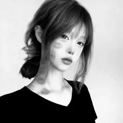 520Vbnm32104's profile picture. rrfftg
