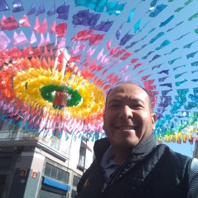 RoverCastillo's profile picture. Reportero, viajero y siempre scout. 
Reportes al 2214089724 
"La inteligencia se mide por la capacidad de cambiar cuando es necesario" Albert Einstein