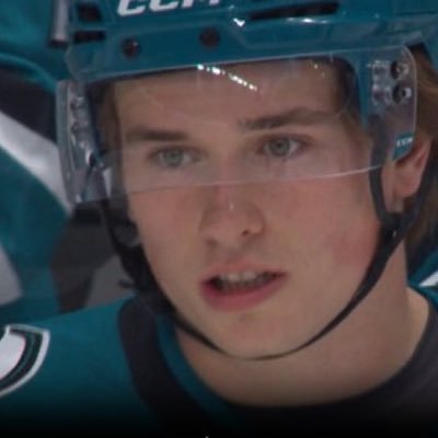 gutscos's profile picture. sometimes artist, mostly online