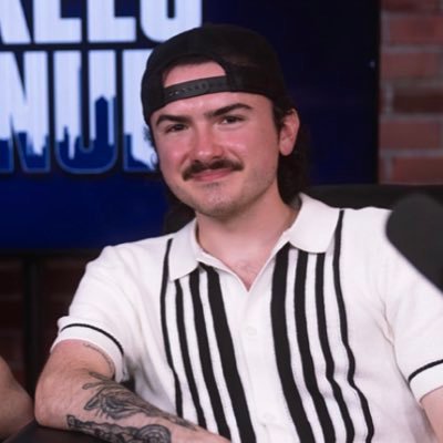 UnhingedPatrick's profile picture. Editor @impaulsive