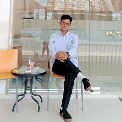 LimbongOcta's profile picture. Stoakism |Liberte |Egalite |Fraterite | Addict football