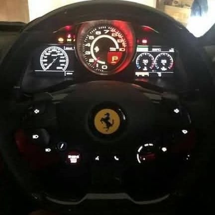 clingy_boyvie's profile picture. Always looking through a lens. maybe you could be my next shot 😉