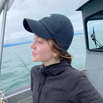 clairestiles's profile picture. ex-politico | orange liberal | she/her 🏳️‍🌈