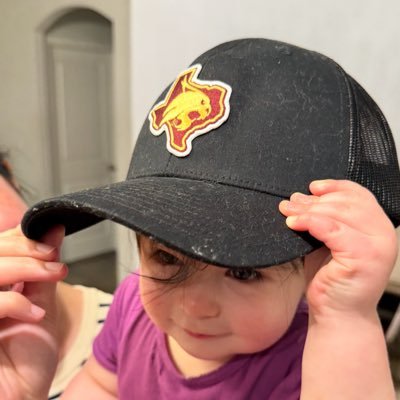 sala95014's profile picture. 