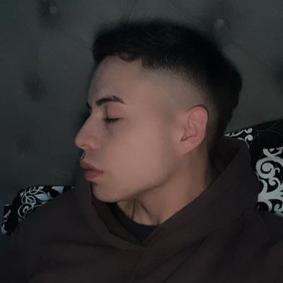 NicolasCiro_'s profile picture. 23. 🇮🇩
