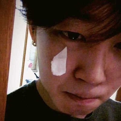 vmkblue's profile picture. 95s are love