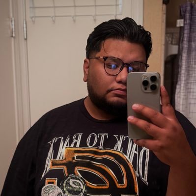 shuaavvv's profile picture. 28