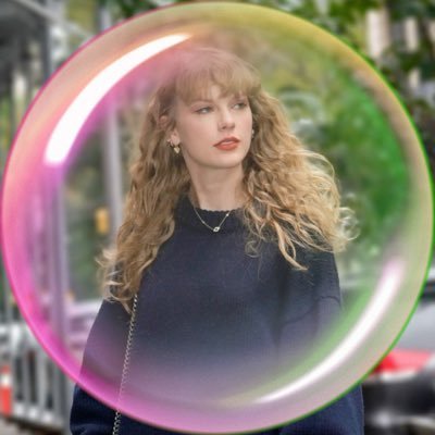 emailsctsend's profile picture. it’s not so glamorous to be me ⋆˙⟡♡