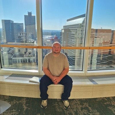 KevinCCooper2's profile picture. stay relaxed, stay mellow, stay loose and to be open for whatever life brings you.