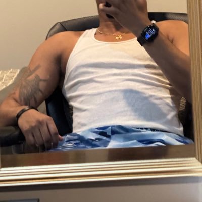 kingzbabyy's profile picture. sports- #DaBears -wwe-nature- anime- movies-tv