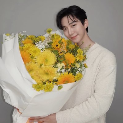 WooriJunho's profile picture. 🦊이준호공식팬클럽1기