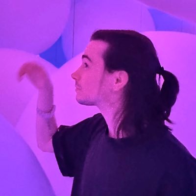 Baxlyy's profile picture. prev worlds first solo destiny gamer turned gameplay specialist & paid actor for @bungie, green treefrog ranger | 24 | https://t.co/EvDo0E9zk0 | views my own!