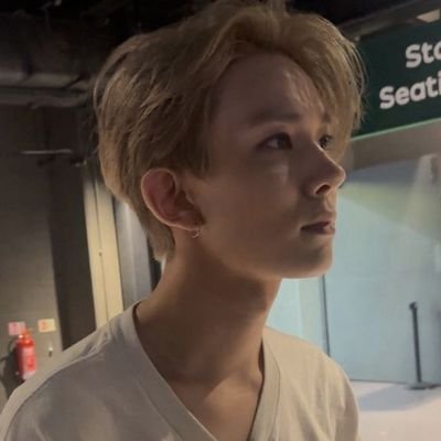 AnaserraLevanya's profile picture. BA & ( ౨ৎ ). @tarologystore — Tempat berteduh ku hanya disana, kamu mau jadi tempat berteduh ku? ayo! temani aku.👁