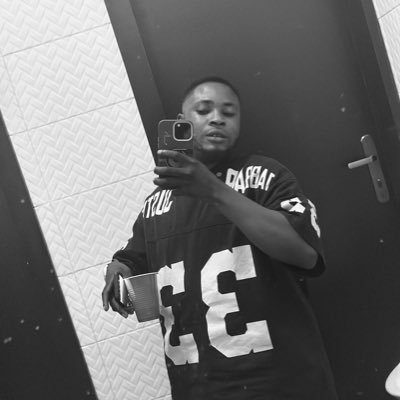 victor_tem7262's profile picture. 