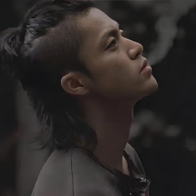 y_nking's profile picture. 