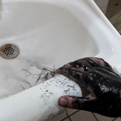 JosephDreamer21's profile picture. I WEA RBLUE