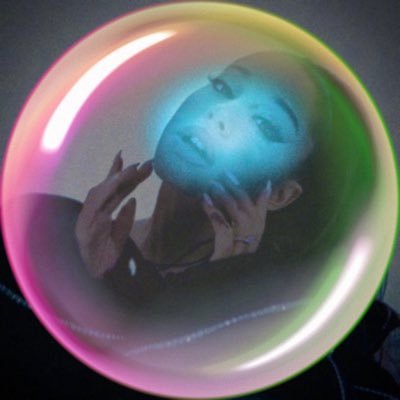 worstmotives's profile picture. 23 he/him 🏳️‍🌈 Ariana • FLO  • Doechii