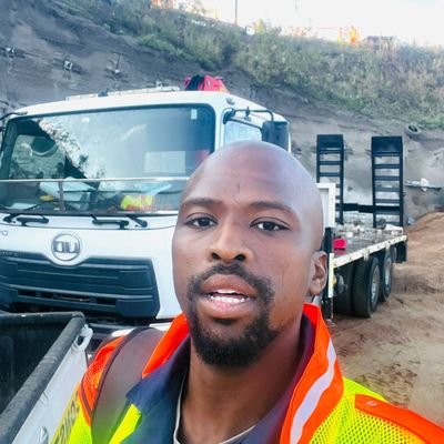 REALLJOEBLACK's profile picture. Music🎼 is my life entertainment🏖️ is my game🛴 nothing fake a go getter for the best