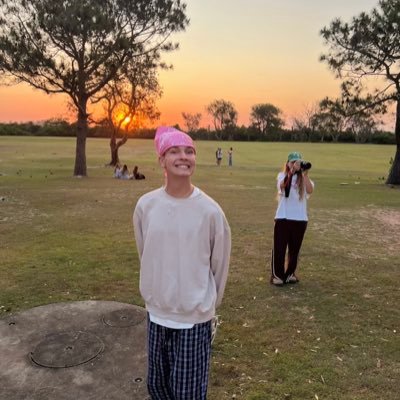 noahroypage's profile picture. 🇦🇺🇬🇧🇻🇦 Matthew 5:48 👨‍🎓