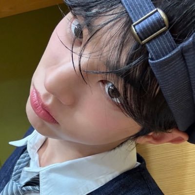 fresaescondida's profile picture. aquí me expreso hasta de lo q no debo