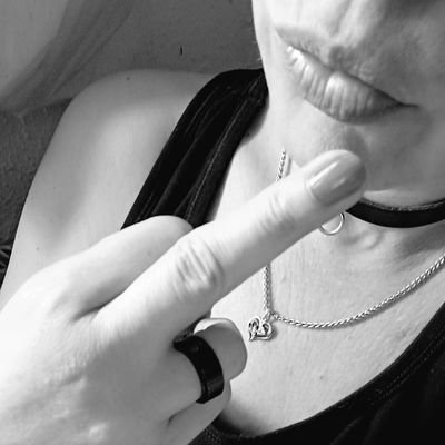 FireFly_Lanie's profile picture. Zwar wieder hier irgendwie und auch nicht hier..die Zeit wird's zeigen..
❤️ 🦉@Kabraschlu 🦉❤️
Keine Interesse an Austausch per DM Fach ‼️