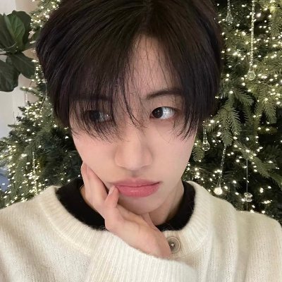 iluvjyh_'s profile picture. 𝓗𝓸𝓶𝓮 𝓼𝔀𝓮𝓮𝓽 𝓱𝓸𝓸𝓷♡

#장용훈 #정세민