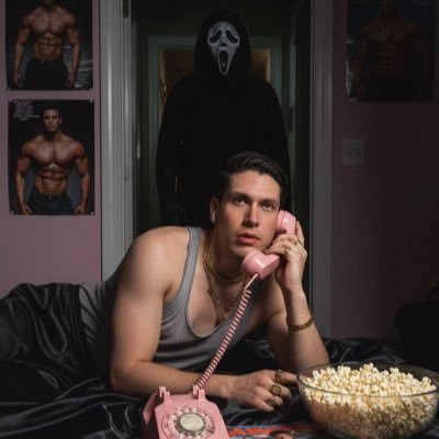 Geraryo87's profile picture. Cantante, Modelo, Actor, Veterinario, ... Es todo lo que me hubiera gustado ser, pero por ahora solo soy un Diseñador Gráfico que no vive diseñando...