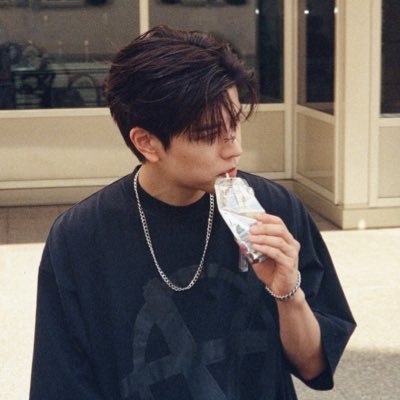 binnieminiverse's profile picture. I'M NOT STUPIb || saw skz 6/29