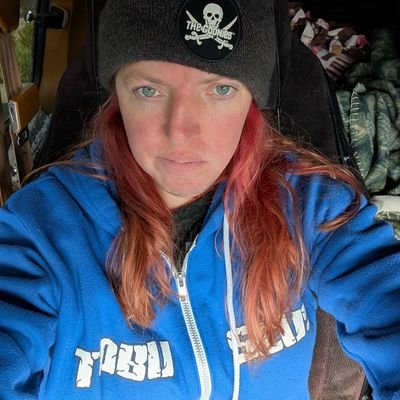 falloutgrl00's profile picture. Huge fallout boy fan, Huge @TobyTurner Tobuscus Fan. I am a youtuber & vlogger! mommy to 15 furbabies! Godmother to jr , khaleesi and James!