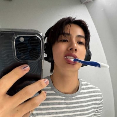 seonghyunmackyx's profile picture. i ling-j๊ukj๊uk @getbxmartin 🐒