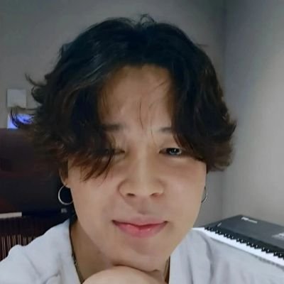 Jimin32204's profile picture. 