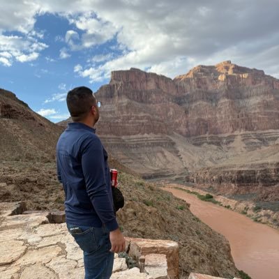 venturavega18's profile picture. 