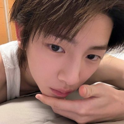 fywishxjuhoon's profile picture. 