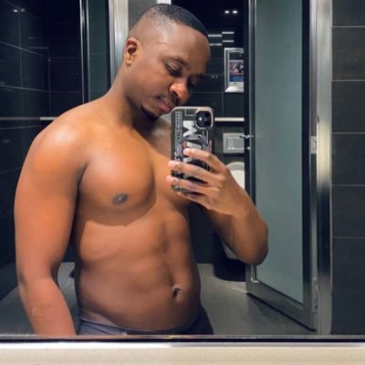 king_zwelihle's profile picture. self motivited ,fashion n underwear  n Fitness Model. @zwelakhej on Instagram