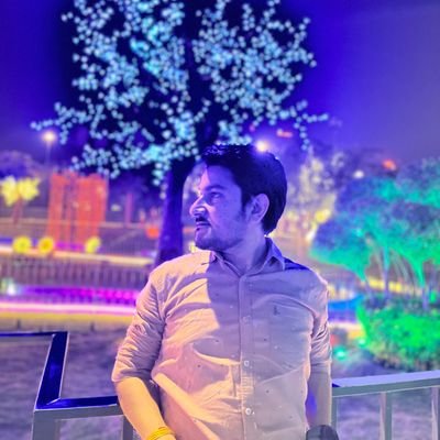 sonu100me's profile picture. Business Executive