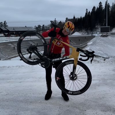 controVentoCC's profile picture. che te lo dico a fare