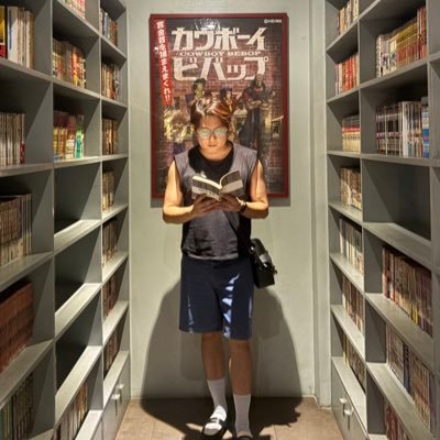 ValentinDyl07's profile picture. Random Sh**s 🎧🍾 | 5’6 | Ambivert | ♏️ | on PreP | V |