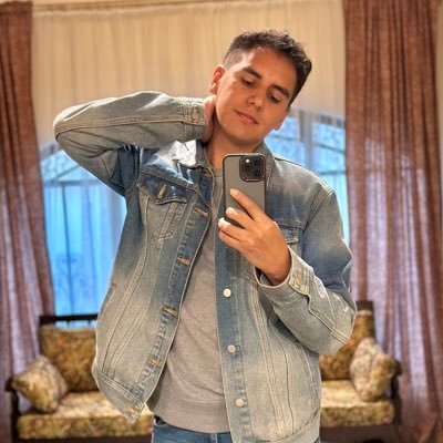 VlVANC0's profile picture. 