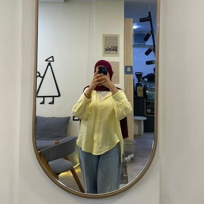 nada_hemida1's profile picture. maybe another life 🪫
