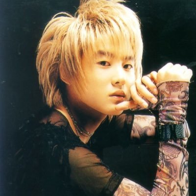 queen_never_cry's profile picture. 