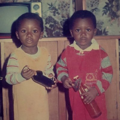 realist_twinee's profile picture. Chemist | Digital Marketer | Aspiring Entrepreneur | Man Utd ⚽ | Anime lover 🎌 | Twins👯‍♂️ | Building brands & friendships one vibe at a time