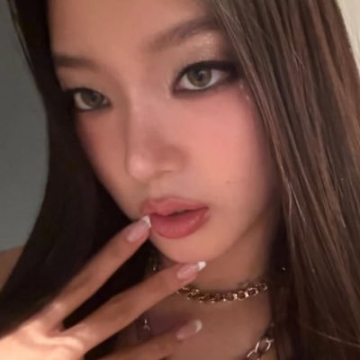meiyomeg's profile picture. 𐔌 katsillie & boba lover .ᐟ