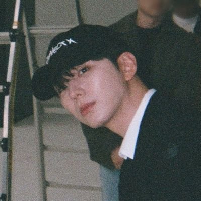 mxmysavior's profile picture. stanning monstax was the best decision i have ever made in my entire life. mx my beloved family 🤍