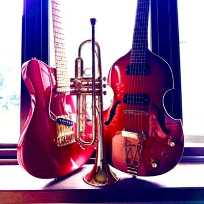 Shiorist_Anniv's profile picture. 【公式】阿部かまアンバサダー。「三笠」終身会員。普段は、ただの法務参謀。仙台、金沢、横浜等のご縁のある街や、音楽、ラジオ、声、料理、犬猫、クルマ、球技等々･･･。 好きな事、興味ある事盛り沢山のオッサン❗️今尚80〜00年代を生きています。どうぞご贔屓に‼️ プロフ詳細は以下ＵＲＬご参照。※無言フォロー失礼します🙏