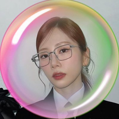 witchyeonie's profile picture. ootd and vision defender. sasha velour is my mother