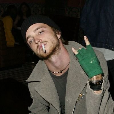 warplens's profile picture. 
